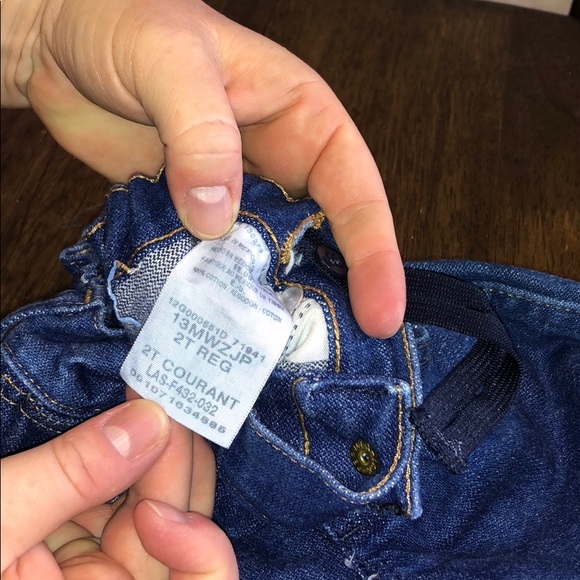 Cutest Wrangler 2T jeans - Picture 3 of 3